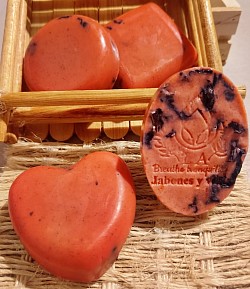 JABÓN ARTESANAL DE FLOR DE JAMAICA Y CANELA