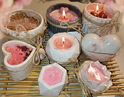 VELAS ARTESANALES DE SOYA EN RECIPIENTES DE CONCRETO, VARIOS MODELOS